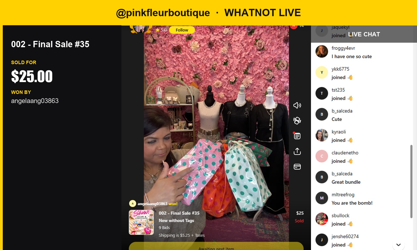 Pinkfleurboutique's Color-Changing Bling Makes a Big Impression