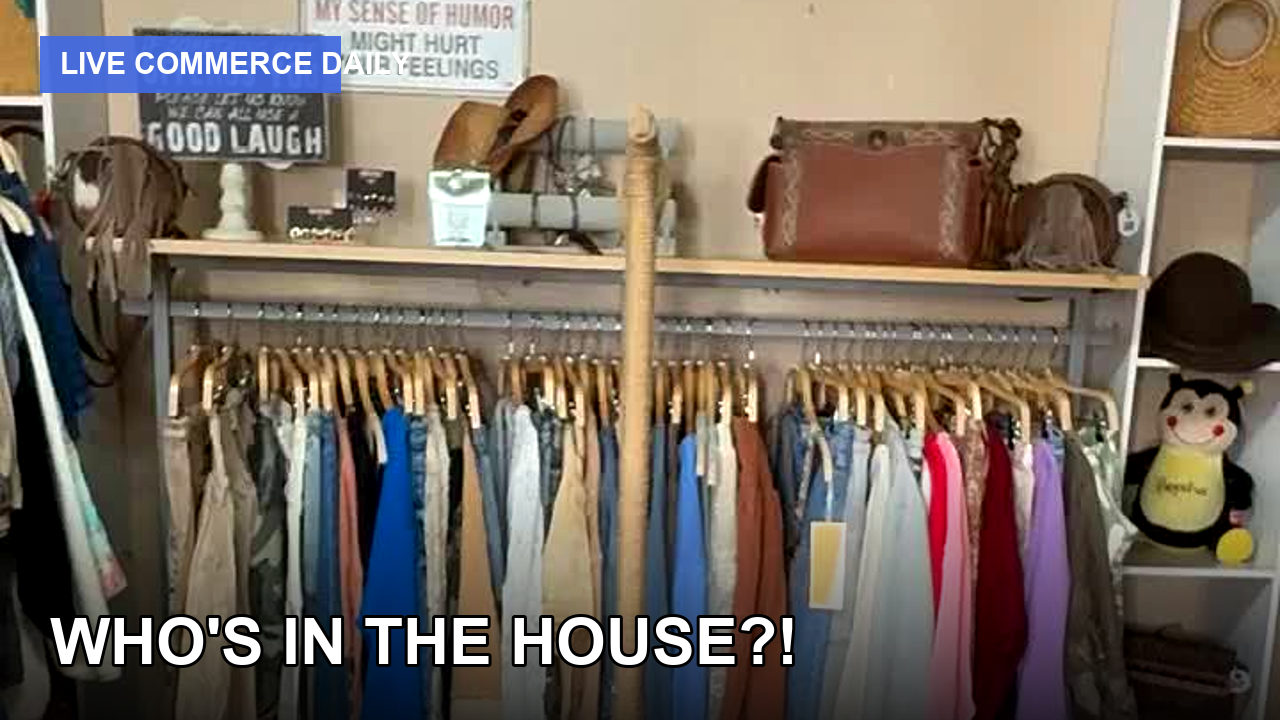 Who's in the House?! #shorts